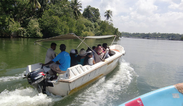 Madu-River-Ride-bentota-sri-lanka